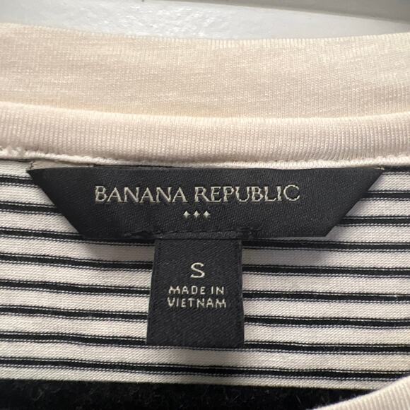 Banana Republic Women’s Sleeveless Ribbed‎ Striped Tank Top Size S Black Beige - Picture 2 of 3